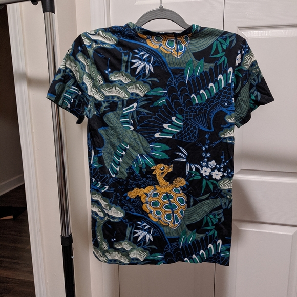 XS H&M all over print tee - Picture 3 of 4